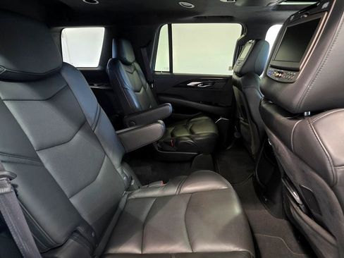 Used 2019 Cadillac Escalade Platinum AWD/4WD image 72