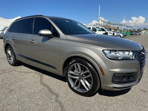 Used 2017 Audi Q7 3.0T Prestige image 3