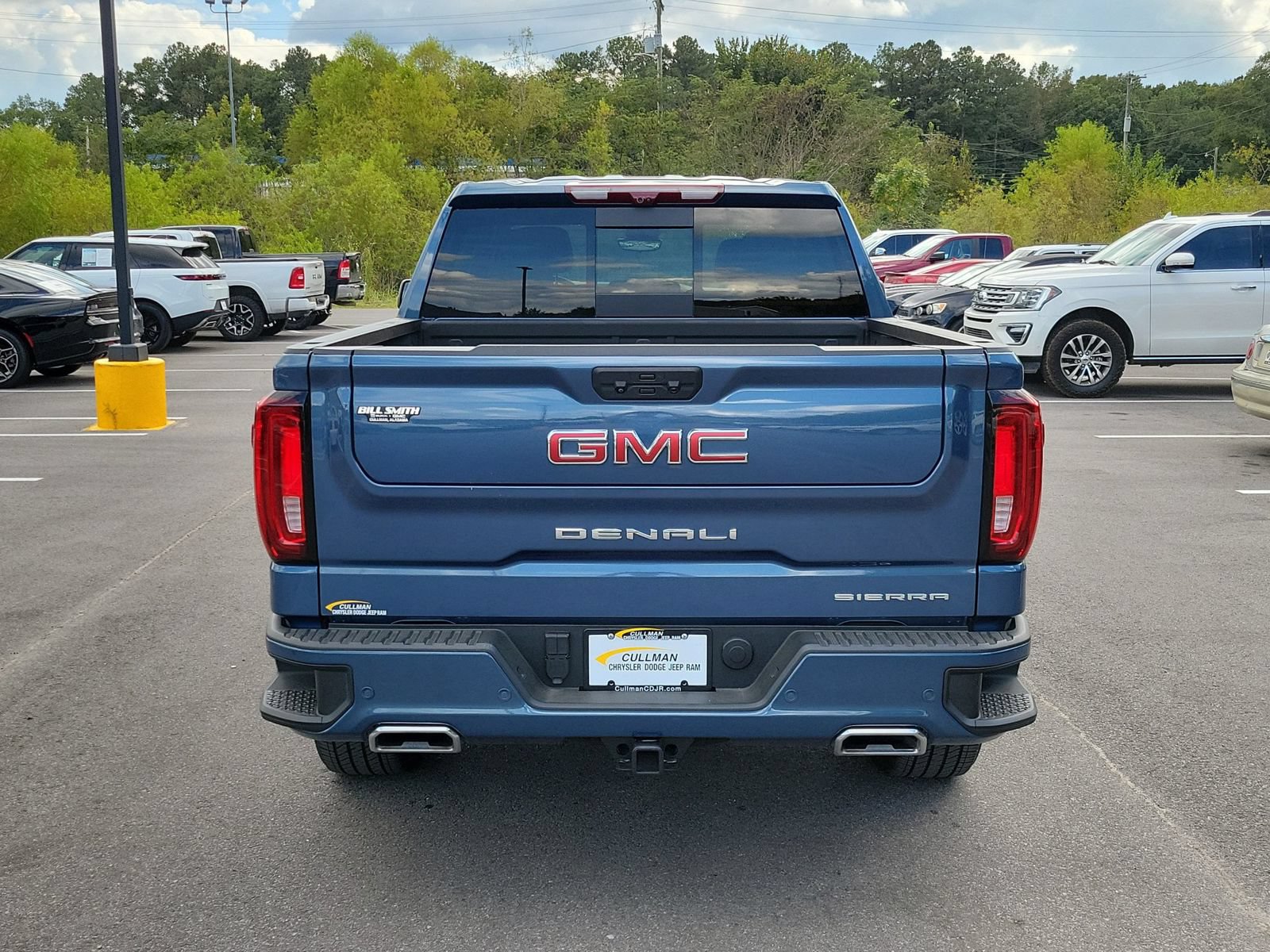 Used 2026 GMC Sierra 1500 Denali w/ Denali Reserve Package AWD/4WD image 4
