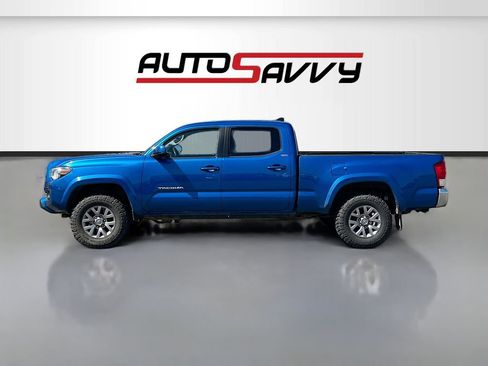 Used 2016 Toyota Tacoma SR5 w/ SR5 Appearance Package (SN) image 4