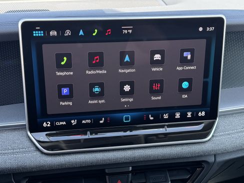 Certified 2025 Volkswagen Tiguan S FWD image 23