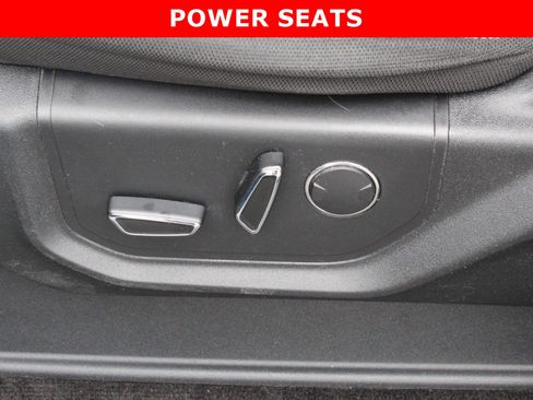 Used 2017 Ford F150 XLT w/ Equipment Group 302A Luxury AWD/4WD image 15