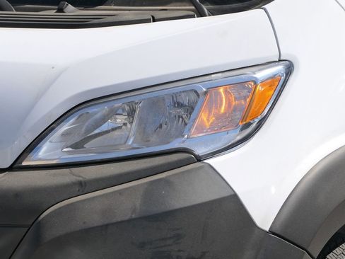 New 2024 RAM ProMaster 2500 w/ Convenience Group image 8