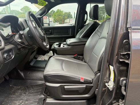 Used 2024 RAM 2500 Tradesman w/ Chrome Appearance Group AWD/4WD image 20
