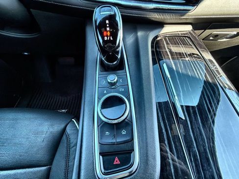 Used 2021 Cadillac Escalade Sport AWD/4WD image 25