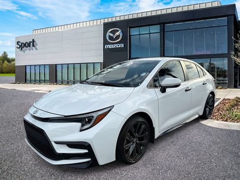Used 2026 Toyota Corolla SE FWD image 7