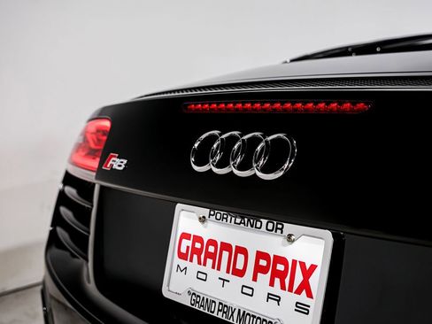 Used 2014 Audi R8 V8 w/ Full Leather Package AWD/4WD image 34