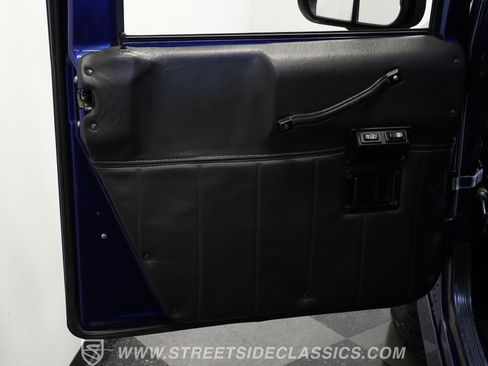 Used 2003 HUMMER H1 2-Door Hard Top image 13