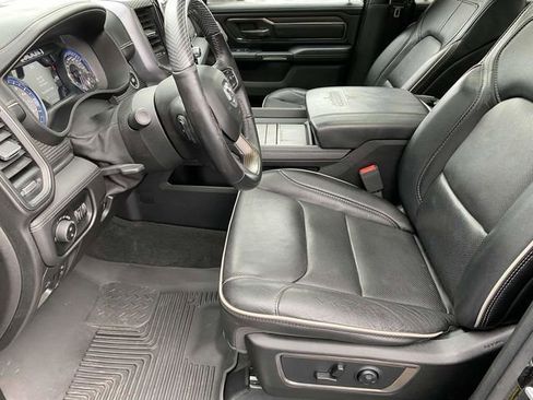 Used 2020 RAM 1500 Limited w/ Black Appearance Package image 18