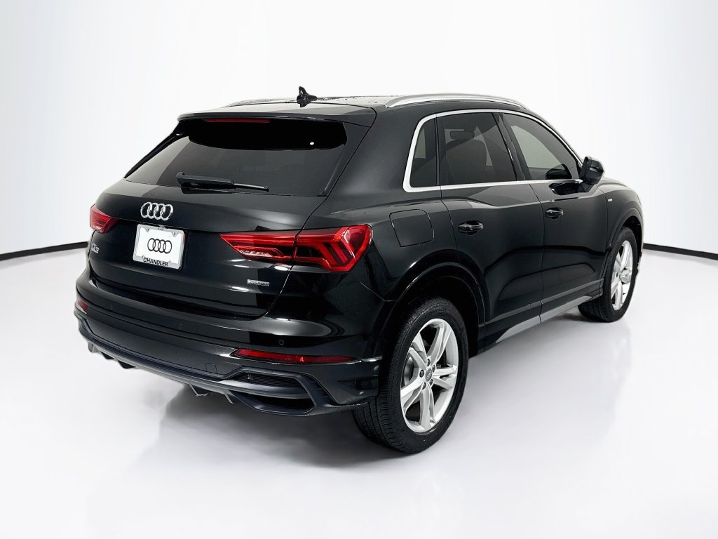Used 2020 Audi Q3 2.0T Premium w/ Convenience Package AWD/4WD image 5