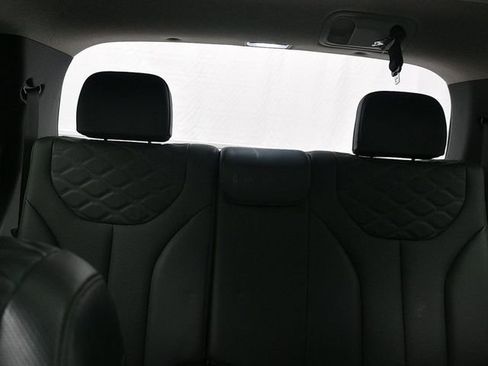 Used 2022 Hyundai Palisade Limited w/ Winter Package image 12