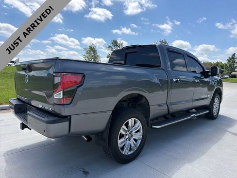 Certified 2021 Nissan Titan SL AWD/4WD image 5