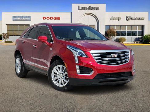 Used 2019 Cadillac XT5 FWD image 1
