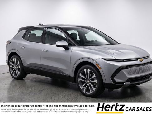 Used 2025 Chevrolet Equinox LT FWD image 1