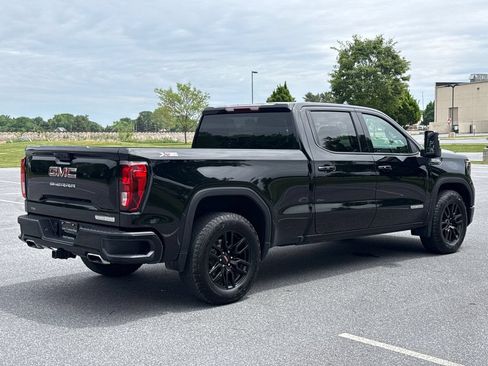 Used 2024 GMC Sierra 1500 Elevation AWD/4WD image 8