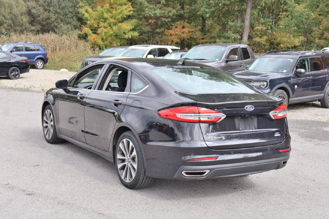 Used 2020 Ford Fusion SE AWD/4WD image 5