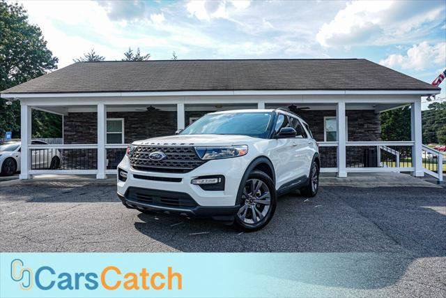 Used 2023 Ford Explorer XLT w/ Equipment Group 202A RWD image 1