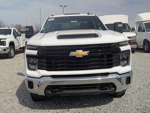 New 2026 Chevrolet Silverado 2500 W/T w/ WT Convenience Package AWD/4WD image 2