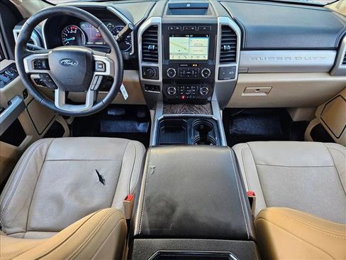 Used 2019 Ford F250 Lariat w/ Lariat Value Package image 16