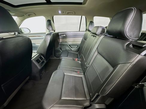 Used 2021 Volkswagen Atlas SE image 28