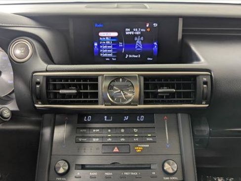 Used 2019 Lexus IS 300 w/ Premium Package image 28