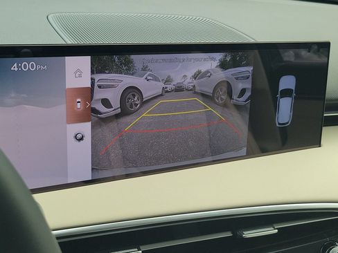 New 2026 Genesis GV70 2.5T Select AWD/4WD image 10