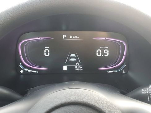 Used 2025 Kia Soul LX w/ LX Technology Package image 16