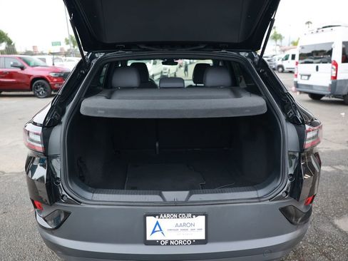 Used 2021 Volkswagen ID.4 Pro AWD/4WD image 37