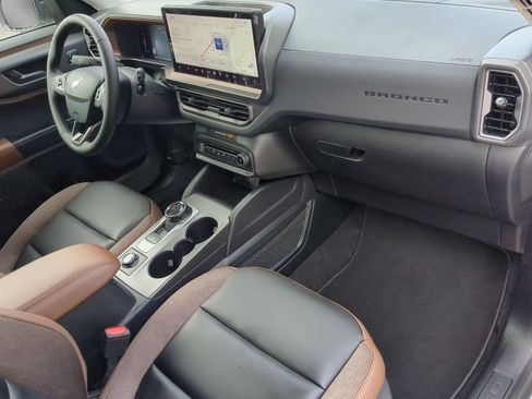 New 2026 Ford Bronco Sport Outer Banks w/ Outer Banks Tech Package+ AWD/4WD image 44