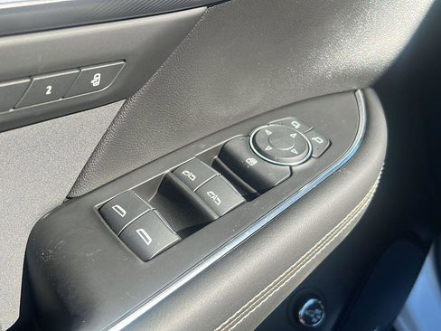 New 2026 Buick Envision Sport Touring image 10