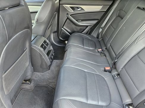 Used 2025 Jaguar F-PACE R-Dynamic S AWD/4WD image 30
