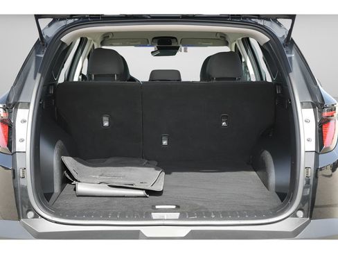 Certified 2023 Hyundai Tucson SE FWD image 11