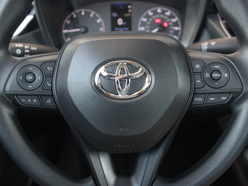 Certified 2026 Toyota Corolla LE FWD image 5