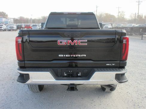 New 2026 GMC Sierra 3500 SLT w/ SLT Premium Package AWD/4WD image 5