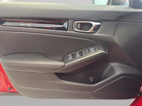 Used 2024 Honda Civic EX-L image 21