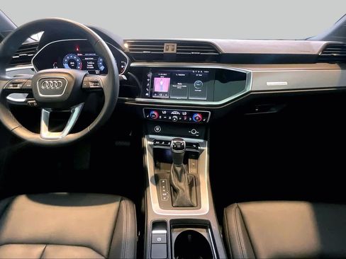 Certified 2025 Audi Q3 2.0T Premium w/ Convenience Package AWD/4WD image 16