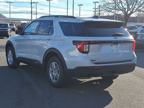 New 2026 Ford Explorer Active image 5