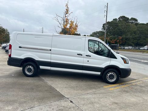 Used 2016 Ford Transit 250 T-250 image 1