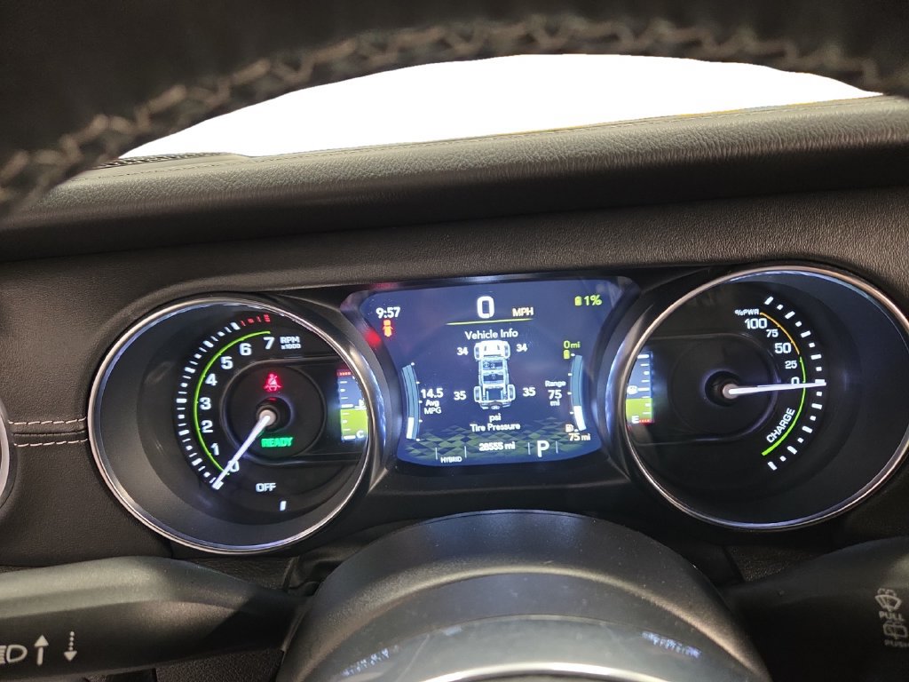Used 2023 Jeep Wrangler Unlimited Sahara w/ Cold Weather Group AWD/4WD image 24