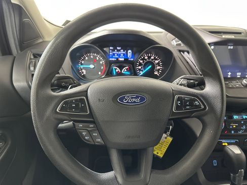 Used 2017 Ford Escape SE w/ Equipment Group 201A image 12