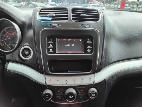 Used 2016 Dodge Journey SXT w/ Comfort/Convenience Group image 13