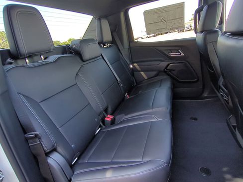 Used 2026 Chevrolet Silverado EV LT image 26