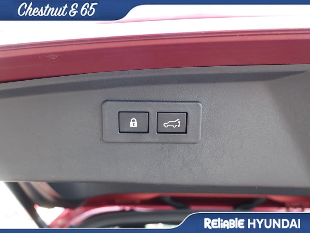 Used 2025 Subaru Outback Limited AWD/4WD image 16