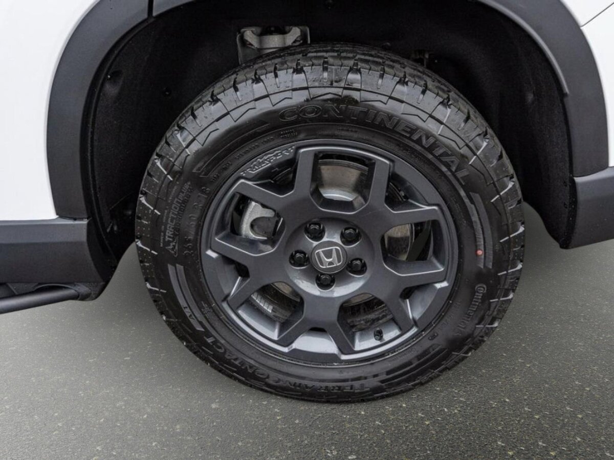 New 2026 Honda Pilot TrailSport image 9