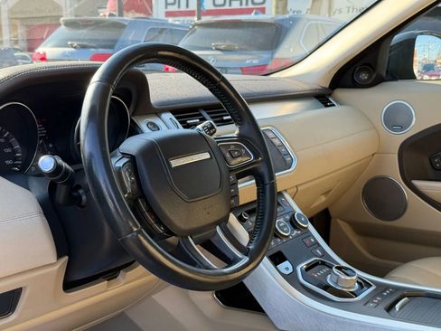 Used 2015 Land Rover Range Rover Evoque Pure Plus image 22