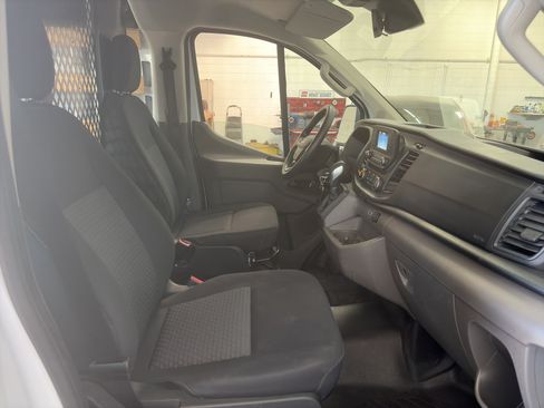 Used 2024 Ford Transit 250 Low Roof w/ Exterior Upgrade Package RWD image 20