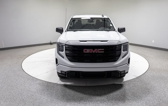 Used 2025 GMC Sierra 1500 Elevation AWD/4WD image 28