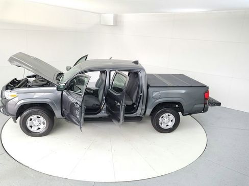 Used 2023 Toyota Tacoma SR AWD/4WD image 18