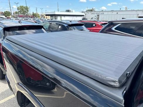 Used 2025 RAM 1500 Laramie AWD/4WD image 14