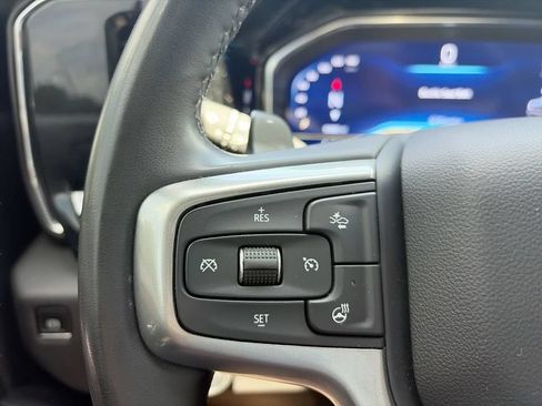 Used 2025 Chevrolet Silverado 1500 LT Trail Boss w/ Convenience Package II AWD/4WD image 24